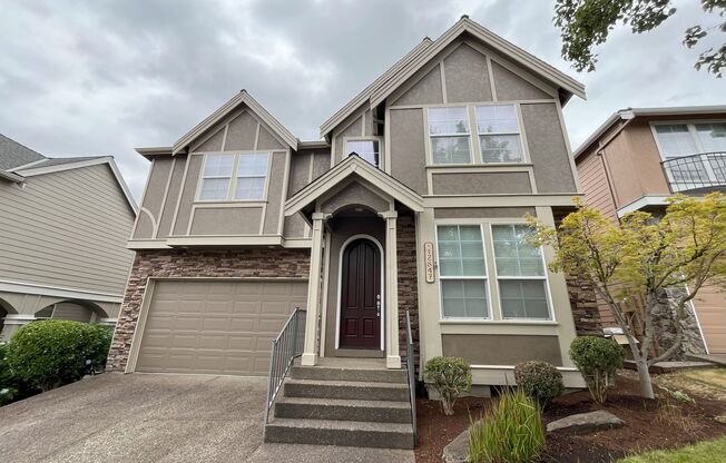 Elegant 4-Bed, 2.5-Bath Home with Gourmet Kitchen, Expansive Primary Suite & Lush Backyard Retreat