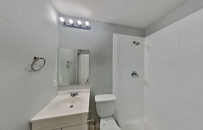 1838 CROOKS CT