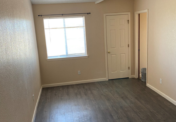 2996 TIERRA CORTEZ AVE