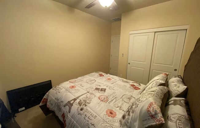 3 beds, 2 baths, 1,874 sqft, $2,200, Unit 209 Landing Trail NE