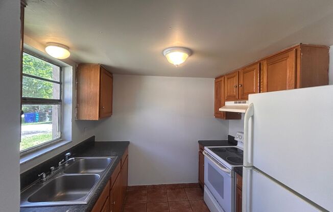 3750-52 Desoto Ave