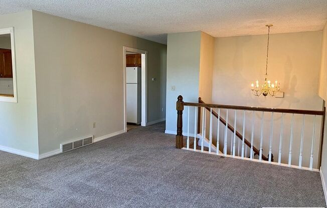 Wonderful Home in Campus West!