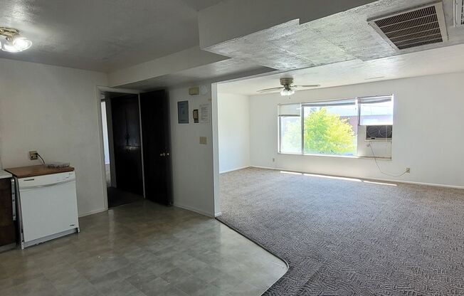 SINGLE FAMILY HOUSING -  2 bed/1 bath just off of University Parkway in Orem