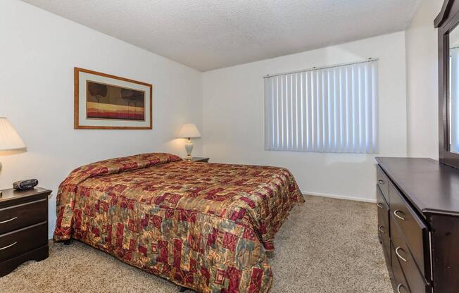 1 bed, 1 bath, 609 sqft, $1,049