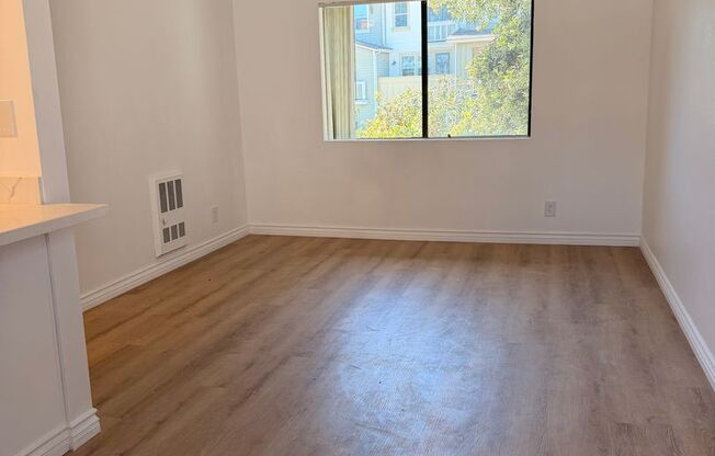 1 bed, 1 bath, 515 sqft, $2,400, Unit 960 - 302