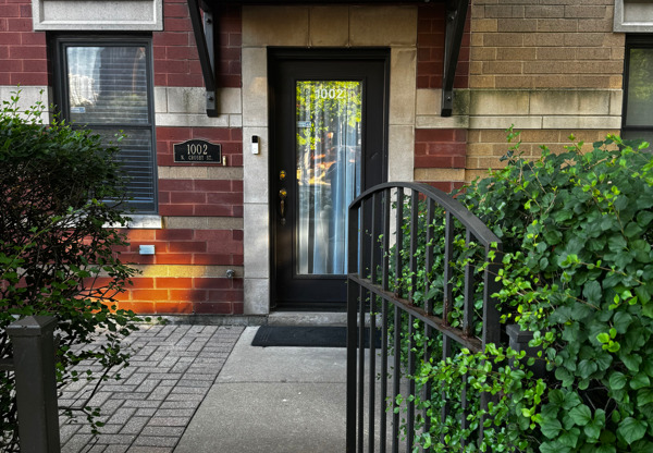 1002 N CROSBY