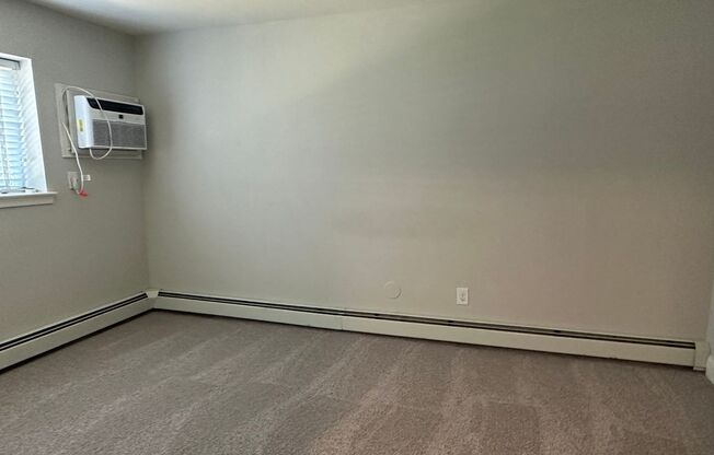 1 bed, 1 bath, 578 sqft, $1,485, Unit H03
