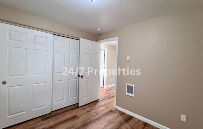 3 beds, 2.5 baths, $2,600