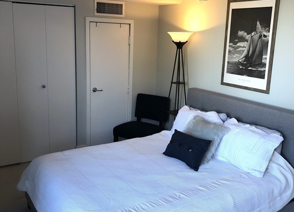 1 bed, 1 bath, 700 sqft, $3,300, Unit 5116