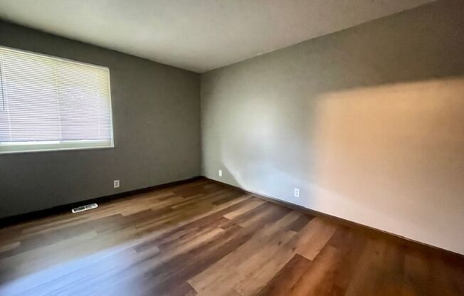 CONVENIENT 2 Bedroom Move-In Ready!