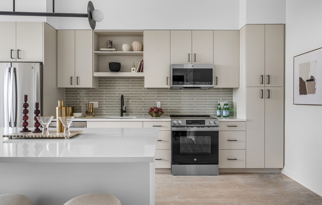 1 bed, 1 bath, 710 sqft, $2,650, Unit 211