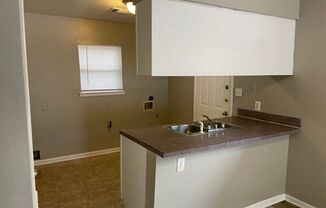 2 beds, 1 bath, 780 sqft, $995, Unit 311 B