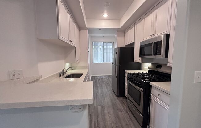 2 beds, 2 baths, 1,200 sqft, $2,698, Unit 208