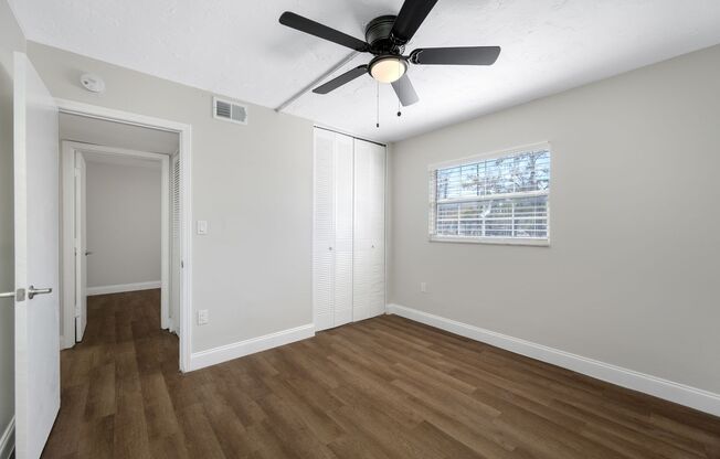 2 beds, 1 bath, 740 sqft, $1,595, Unit 202