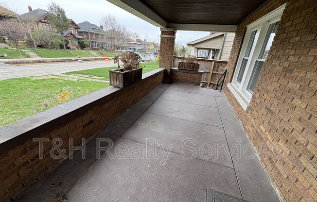 3168 WASHINGTON BLVD