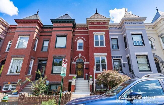 130 SEATON PL NW