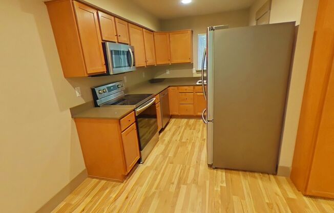 160 East 15th Ave