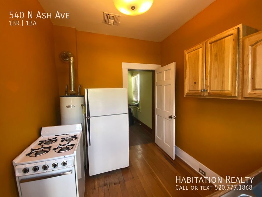 540 N ASH AVE