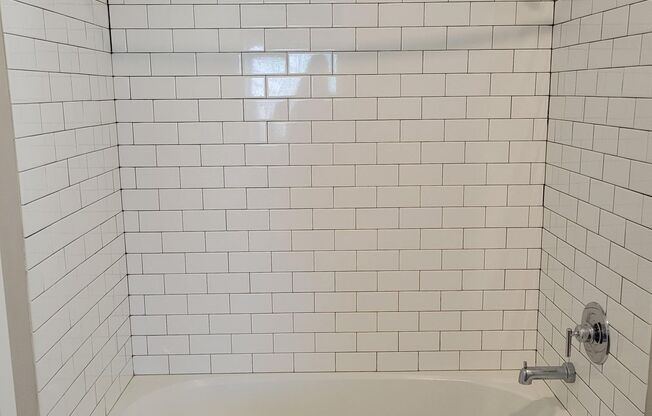 1 bed, 1 bath, 865 sqft, $2,570, Unit 217