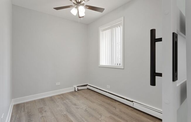 2 beds, 1 bath, 567 sqft, $2,200, Unit 212