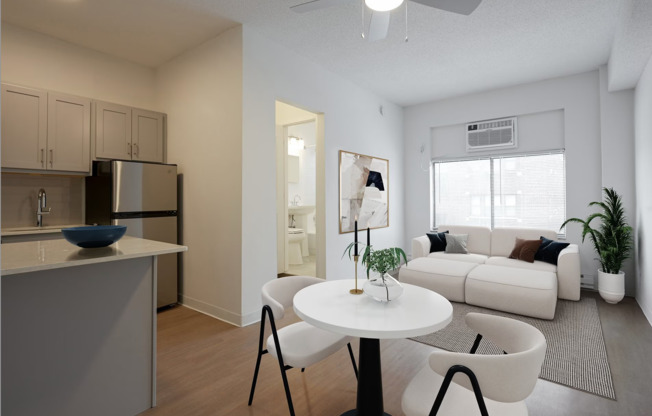1 bed, 2 baths, 675 sqft, $1,250, Unit 108