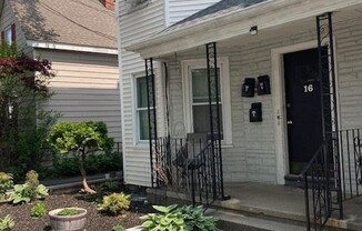18 WHITE ST PL