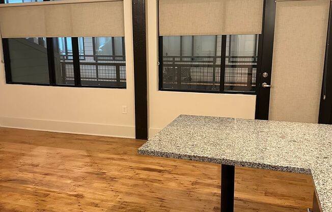 1 bed, 1 bath, 744 sqft, $1,275, Unit W205