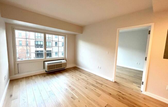 1 bed, 1 bath, $3,407, Unit 4-J