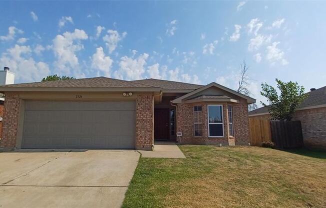 2324 CORRAL DR