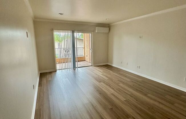 1 bed, 1 bath, 720 sqft, $2,375, Unit 213