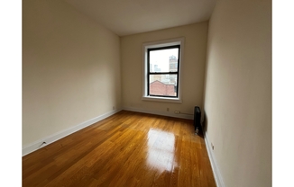 414 W 44 ST