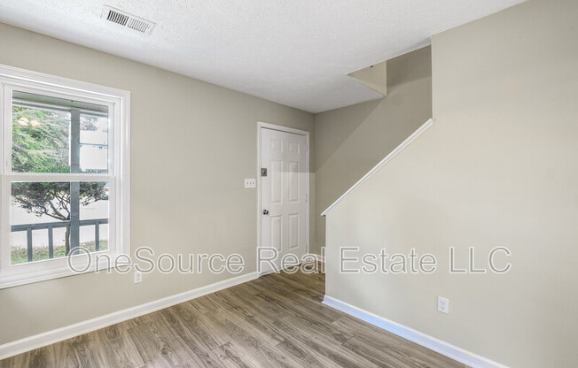 2963 LAKEMONT DR SW