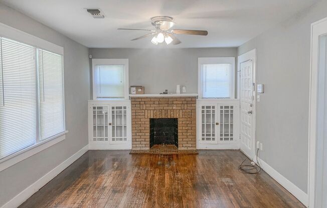 Pre-Leasing - 2 bed 1 bath