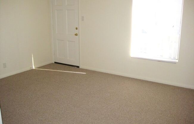 1 bed, 1 bath, 425 sqft, $1,950, Unit 920 S. Pacific St. #5