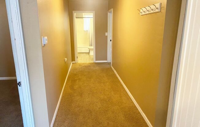 3 beds, 1 bath, $1,350