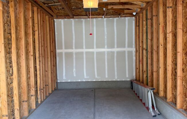 2 beds, 2 baths, $1,600, Unit Unit #2114