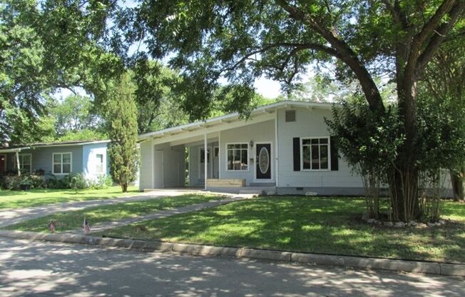 3 BEDROOM TERRELL HILLS
