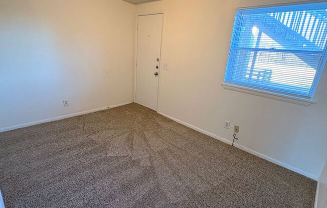 2 beds, 1 bath, 675 sqft, $675, Unit 440 Arter-Unit 12