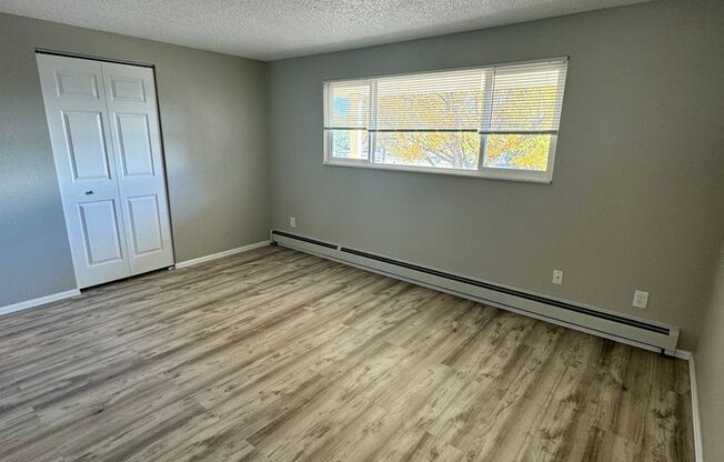 2 beds, 1 bath, 720 sqft, $1,000, Unit #2