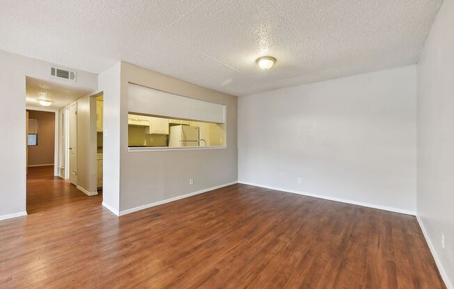 Studio, 1 bath, 440 sqft, $800, Unit 120