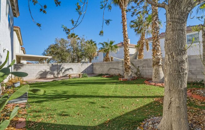 SE!!! 4 Bedrooms!! Master Downstairs!! No Carpet!! Synthetic Grass front and back!!