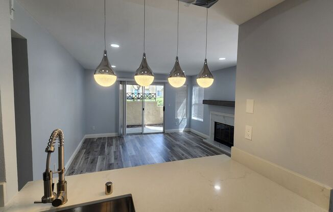 2 Bedroom, 2 Bath Condo in Eastlake Shores