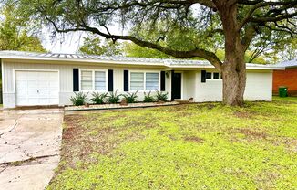 Beautifully Remodeled Home in Mountainview Area