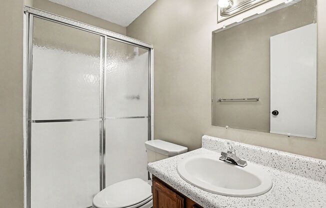 4 beds, 2.5 baths, 1,650 sqft, $1,800, Unit Chapel Dr-6823