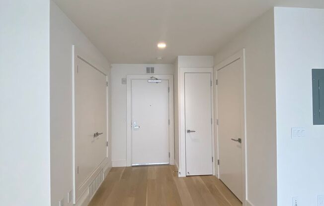 Studio, 1 bath, 360 sqft, $1,795, Unit 44