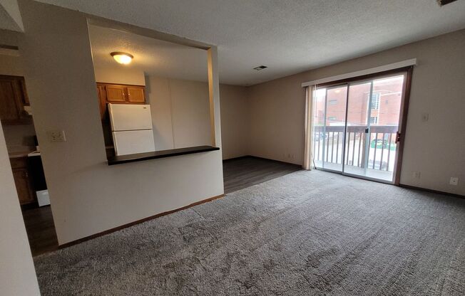 1 bed, 1 bath, $799, Unit 815-12