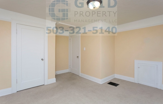 3 beds, 1 bath, $2,750