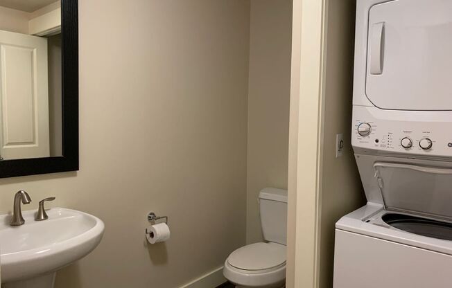 699 John Street, Unit 205