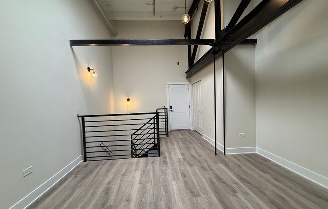 1 bed, 1.5 baths, 689 sqft, $2,400, Unit 207