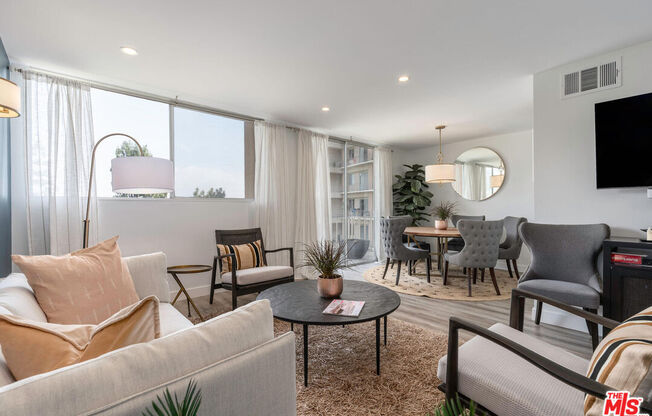 1 bed, 2 baths, 712 sqft, $3,600, Unit 518